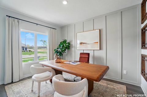 Tiny photo for 2245 Overlook Way, Newark, OH 43055 (MLS # 225045286)