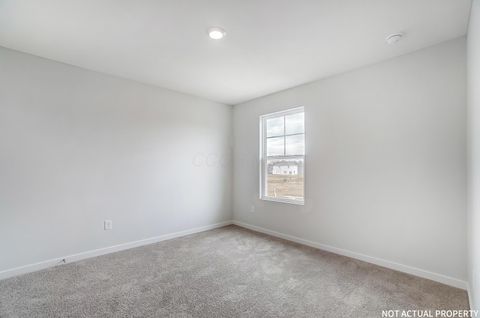 Tiny photo for 2245 Overlook Way, Newark, OH 43055 (MLS # 225045286)