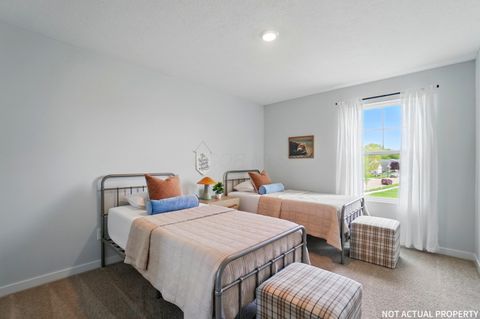 Tiny photo for 2245 Overlook Way, Newark, OH 43055 (MLS # 225045286)