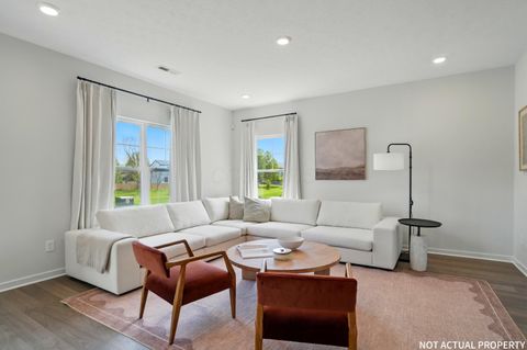 Tiny photo for 2245 Overlook Way, Newark, OH 43055 (MLS # 225045286)