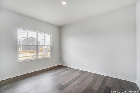 Tiny photo for 2245 Overlook Way, Newark, OH 43055 (MLS # 225045286)