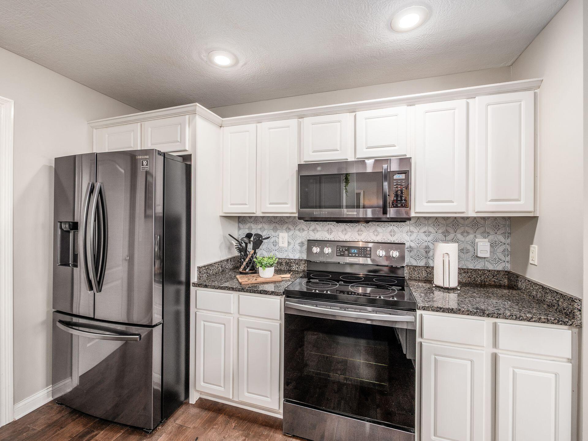 4481 Newport Loop, Grove City, Ohio image 13