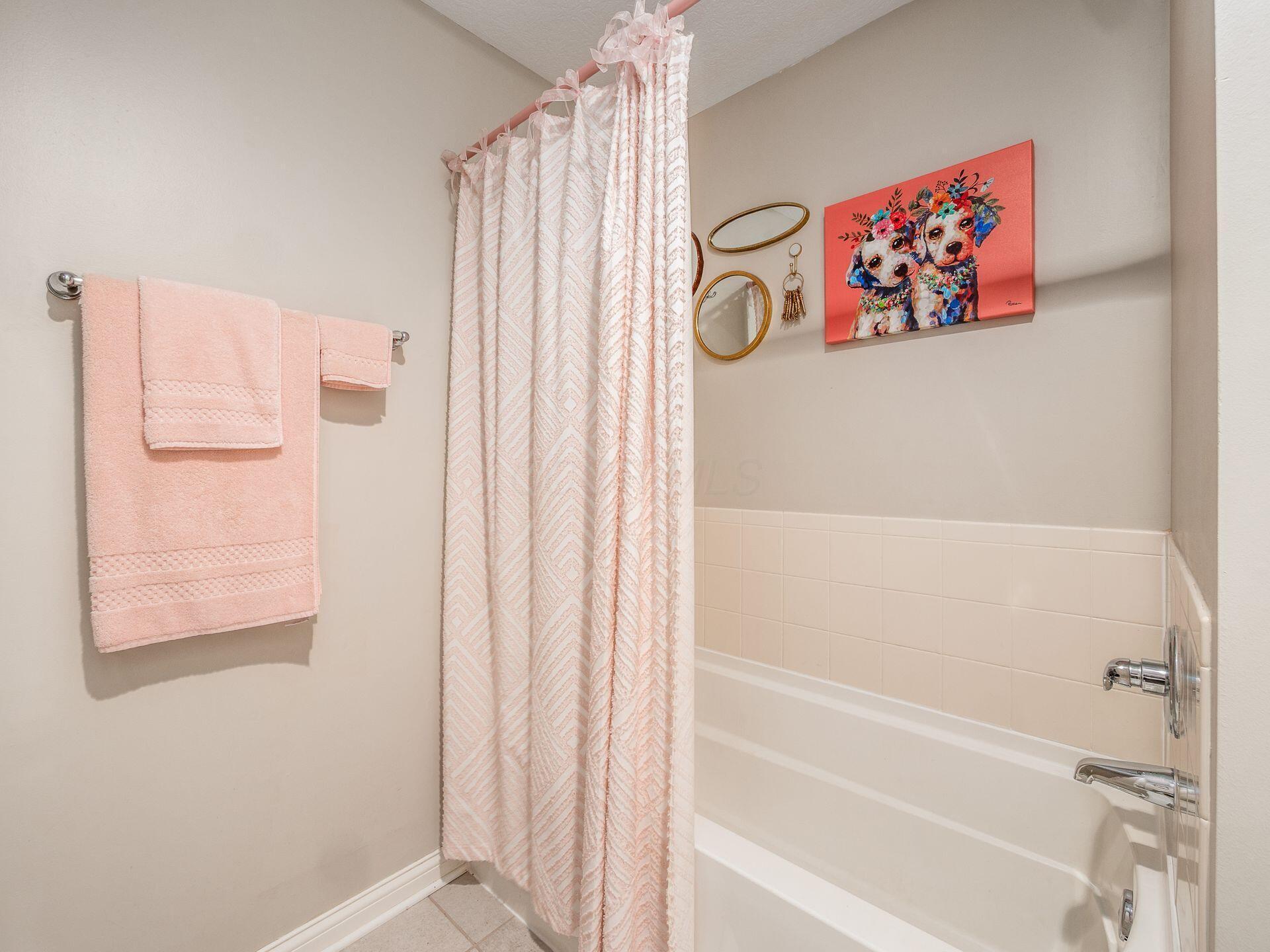 4481 Newport Loop, Grove City, Ohio image 25