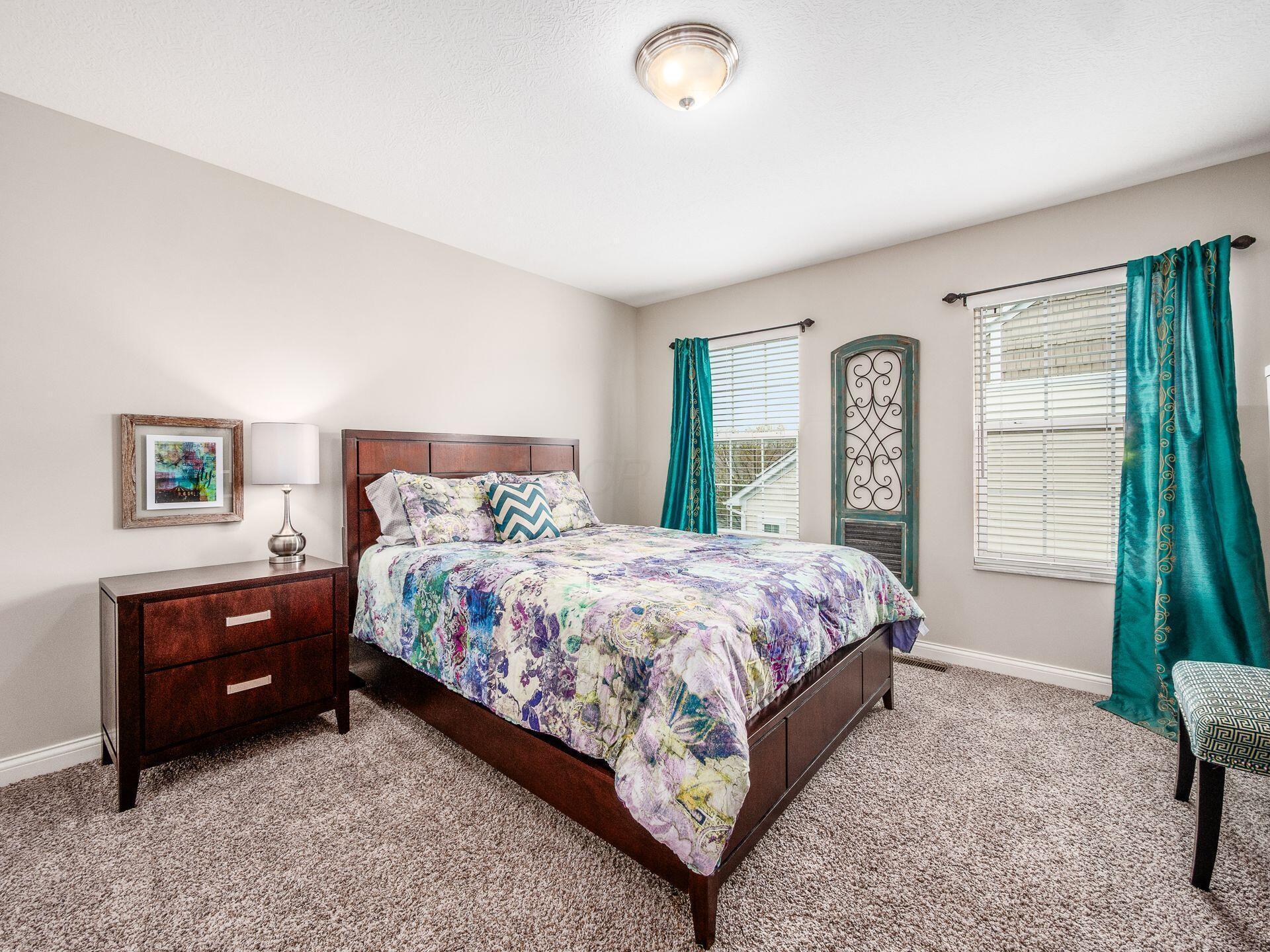 4481 Newport Loop, Grove City, Ohio image 32