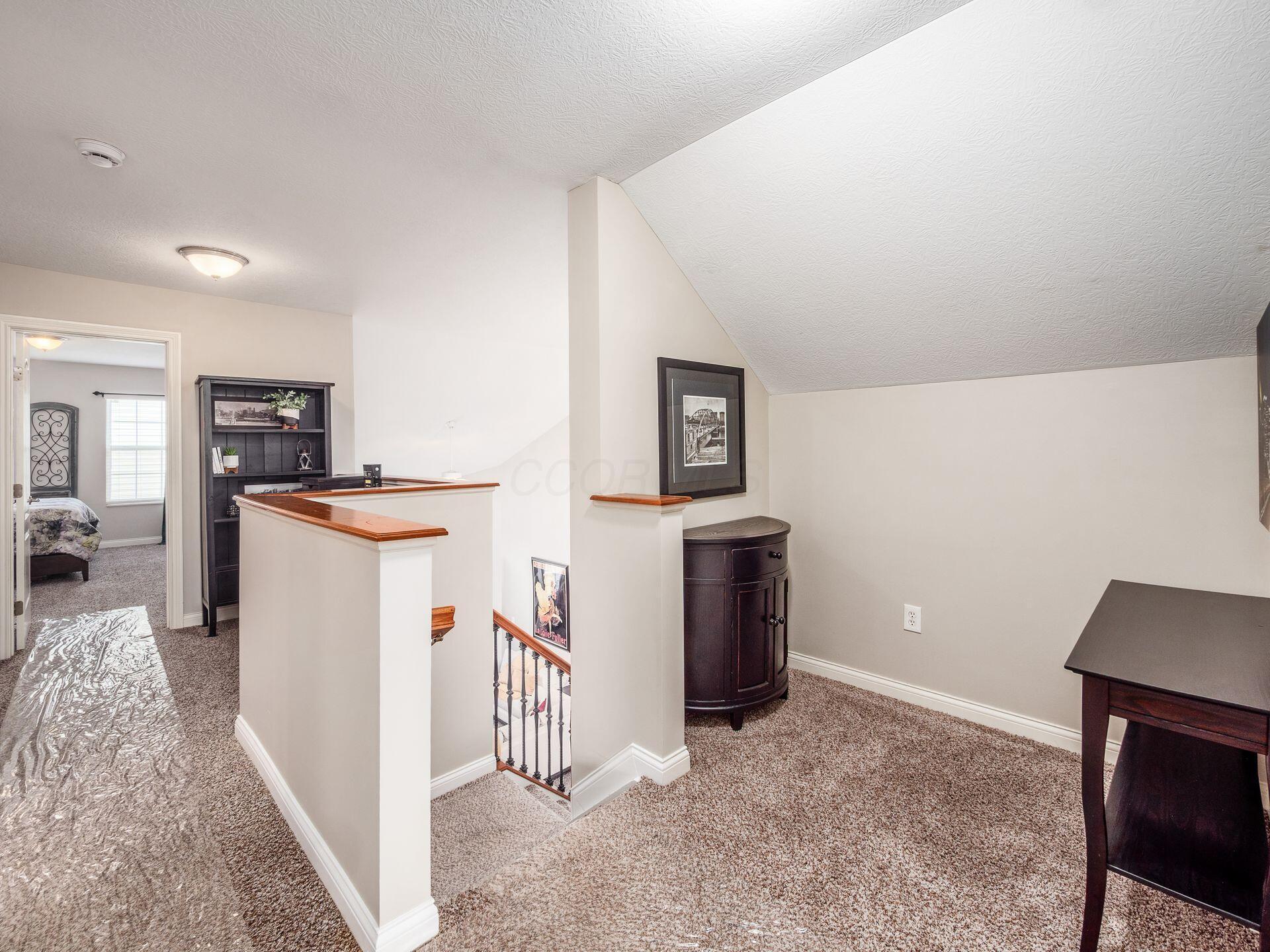 4481 Newport Loop, Grove City, Ohio image 30