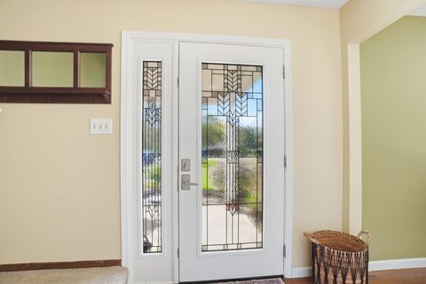 Tiny photo for 488 Clark State Road, Columbus, OH 43230 (MLS # 226013705)