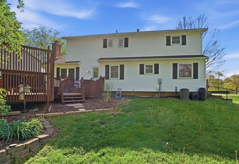 Tiny photo for 488 Clark State Road, Columbus, OH 43230 (MLS # 226013705)