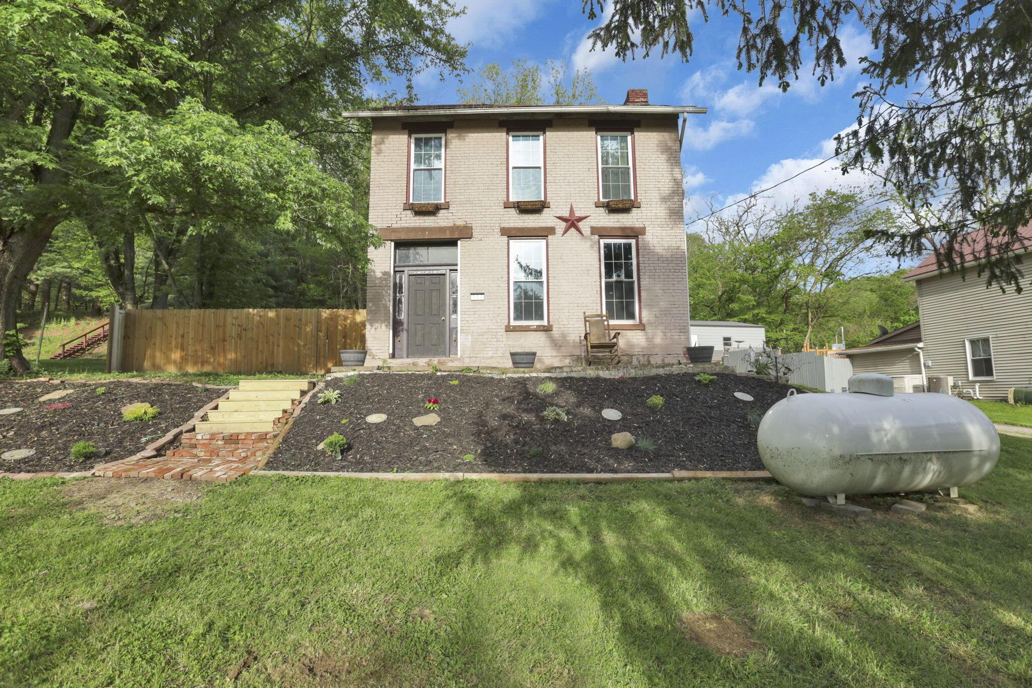 998 Wayne Avenue, Zanesville, Ohio image 3