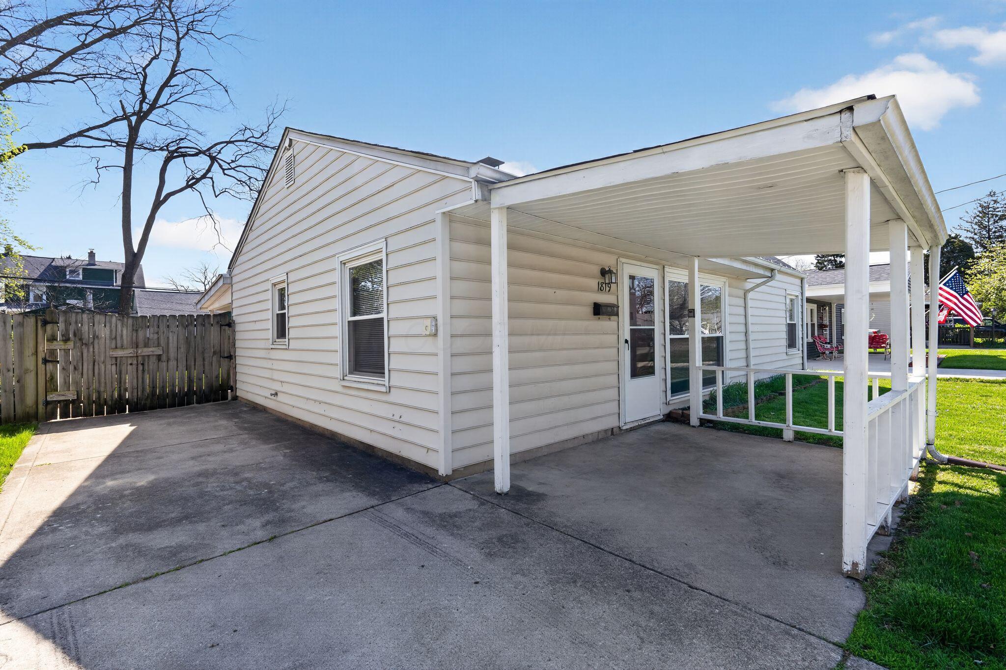 1819 Ransburg Avenue