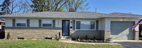 Photo of 4236 E Mound Street, Columbus, OH 43227 (MLS # 226010977)