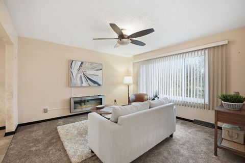 Tiny photo for 2840 Manola Drive, Columbus, OH 43209 (MLS # 225045324)