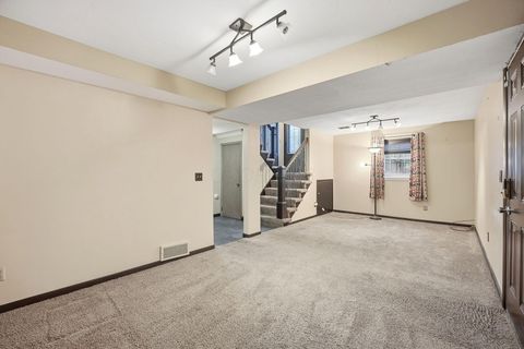 Tiny photo for 2840 Manola Drive, Columbus, OH 43209 (MLS # 225045324)