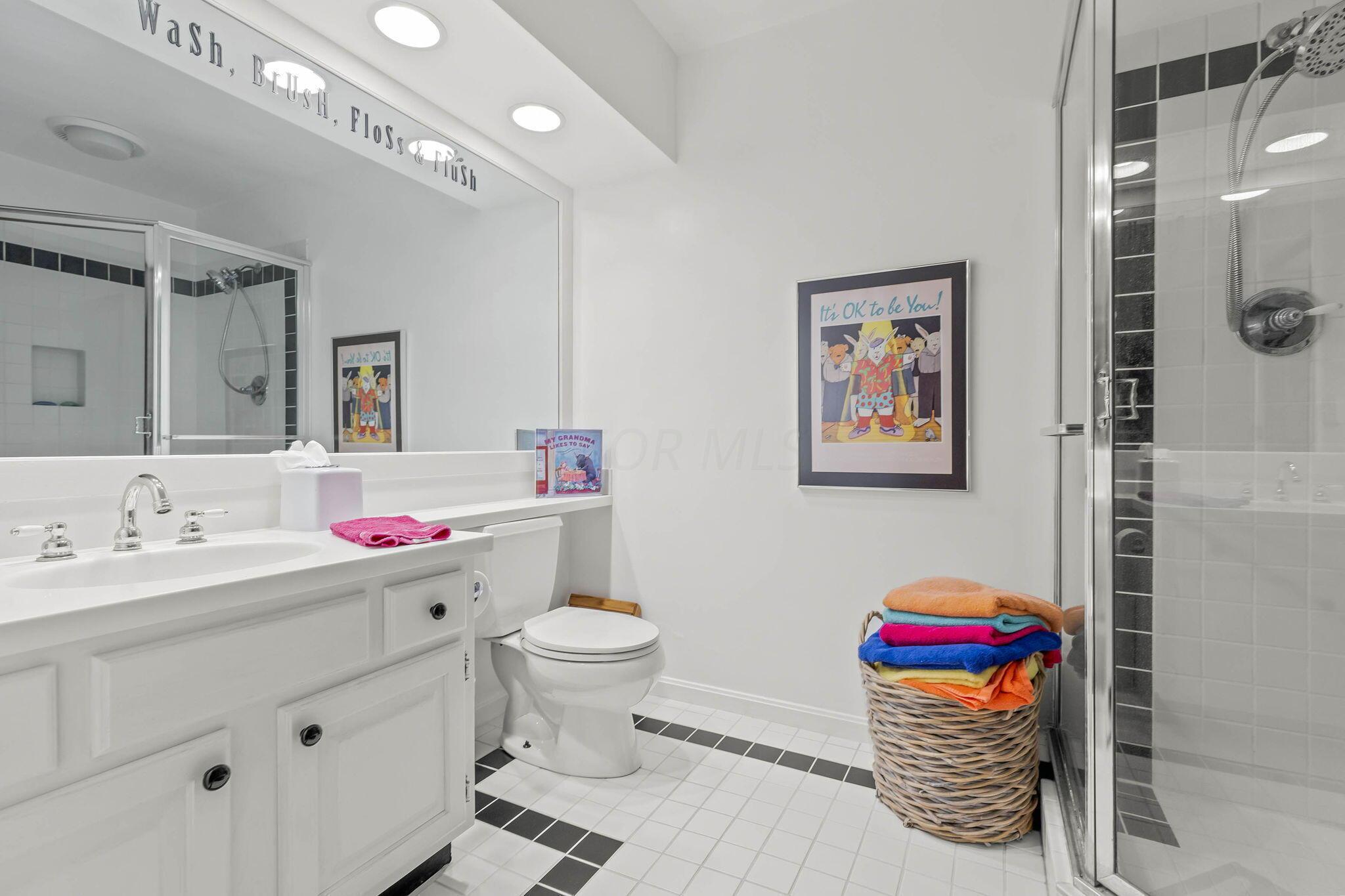 3351 Muskie Drive, Mansfield, Ohio image 33