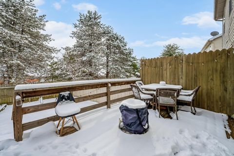 Tiny photo for 154 Lexington Boulevard, Delaware, OH 43015 (MLS # 225044735)