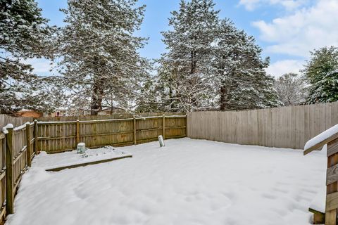 Tiny photo for 154 Lexington Boulevard, Delaware, OH 43015 (MLS # 225044735)