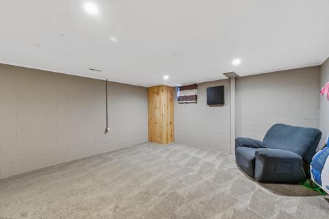 Tiny photo for 154 Lexington Boulevard, Delaware, OH 43015 (MLS # 225044735)