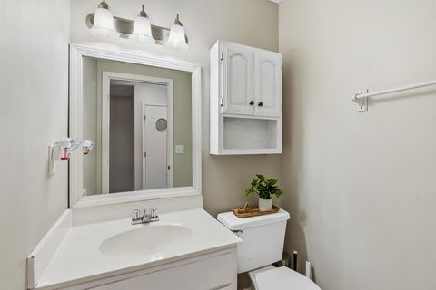 Tiny photo for 154 Lexington Boulevard, Delaware, OH 43015 (MLS # 225044735)