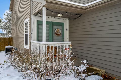 Tiny photo for 154 Lexington Boulevard, Delaware, OH 43015 (MLS # 225044735)