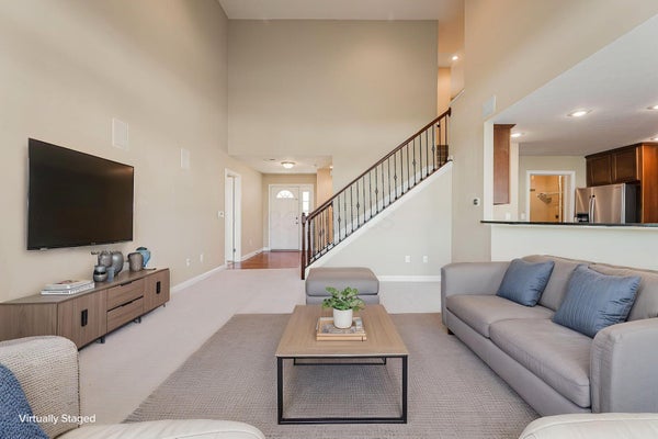 5087 DINARD WAY # 104, COLUMBUS, OH 43221 - Image 2f980234217a4014e8e409b8d7eda334/3637173678