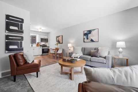 Photo of 1440 Londondale Parkway C2 #C2, Newark, OH 43055 (MLS # 226041216)