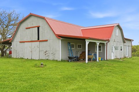 Tiny photo for 4011 Gale Road, Granville, OH 43023 (MLS # 226014050)