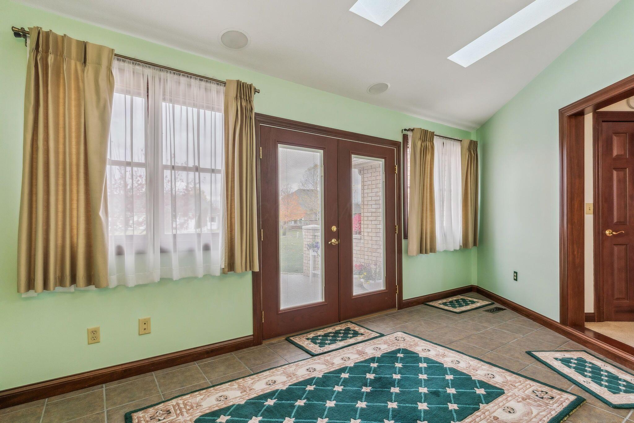 8130 Shawnee Forest Drive, Findlay, Ohio image 34
