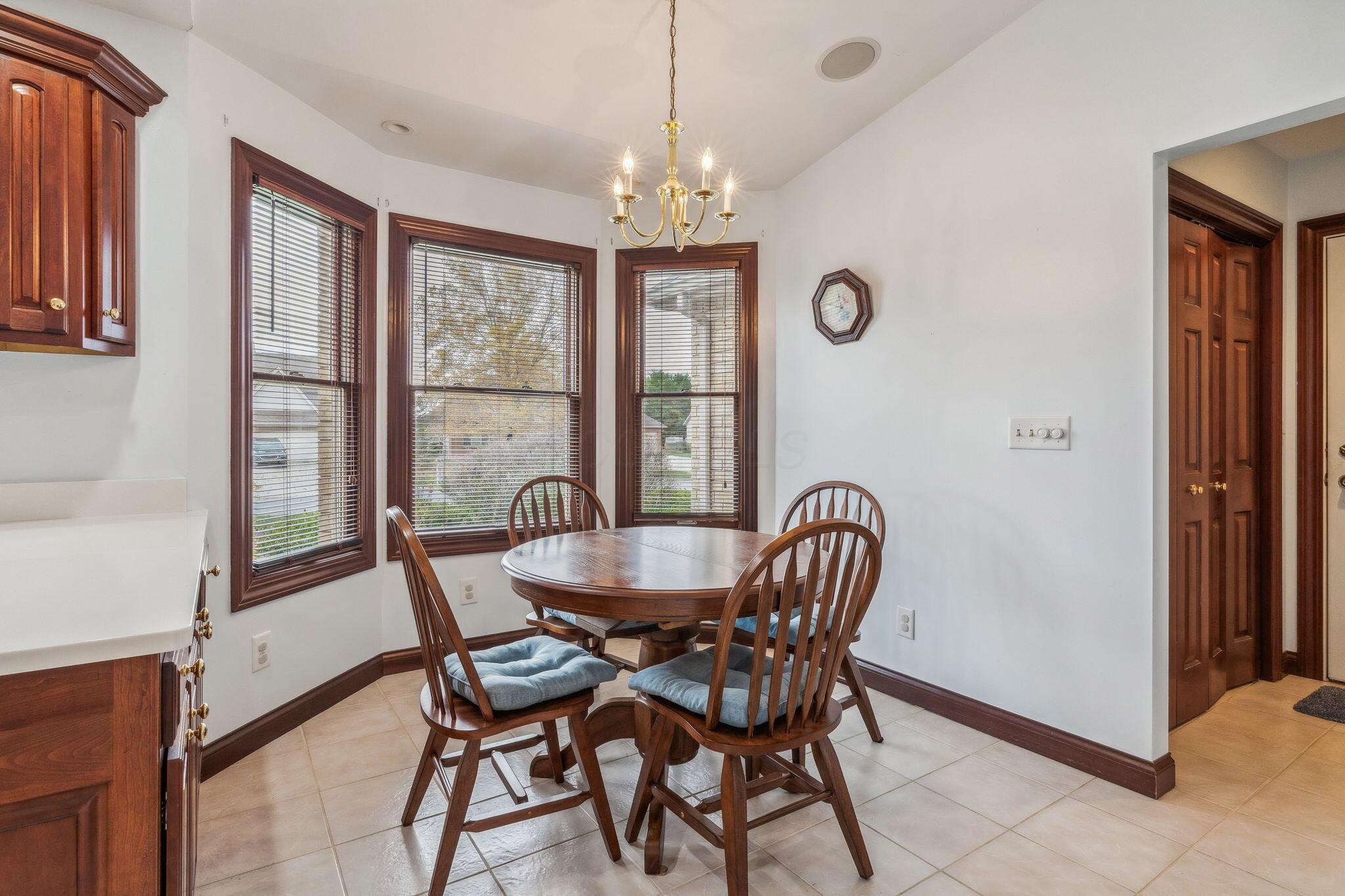 8130 Shawnee Forest Drive, Findlay, Ohio image 20