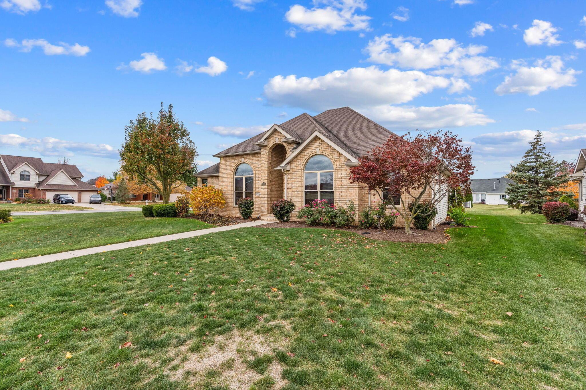 8130 Shawnee Forest Drive, Findlay, Ohio image 4