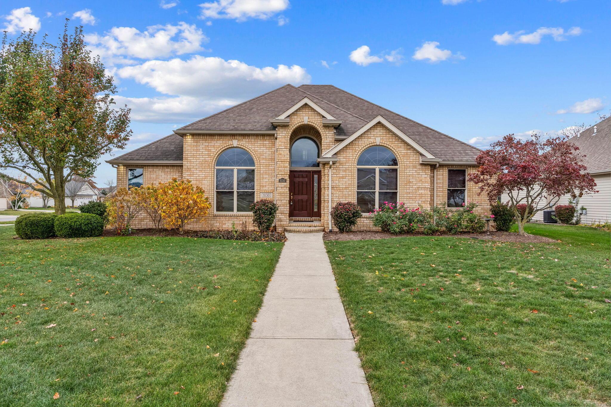 8130 Shawnee Forest Drive, Findlay, Ohio image 1