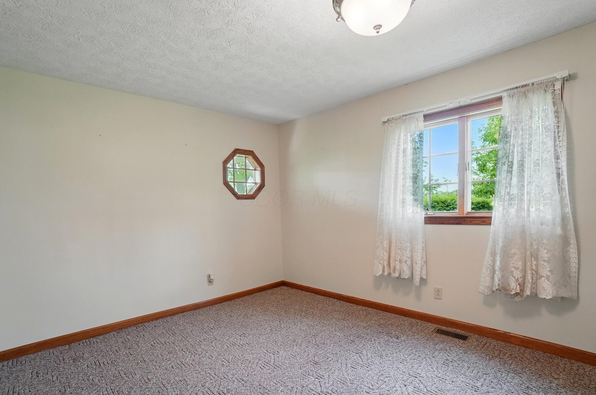 5870 Brook Road, Baltimore, Ohio image 26
