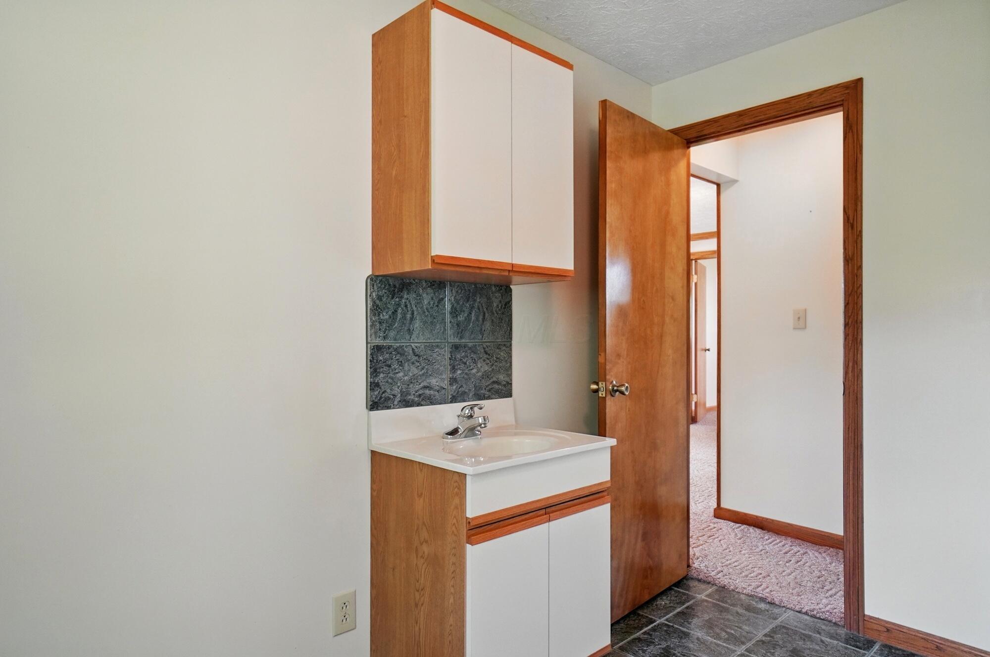 5870 Brook Road, Baltimore, Ohio image 30
