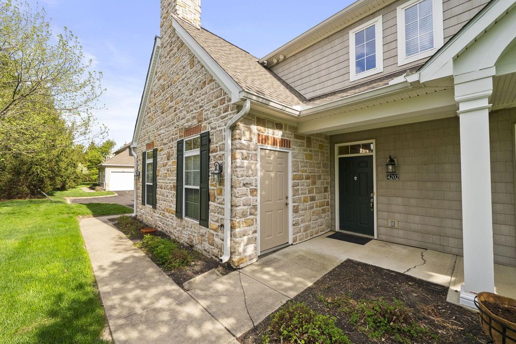 Photo of 4202 Colister Drive 9 #9, Dublin, OH 43016 (MLS # 226012101)