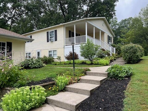 Photo for 12900 Wilkins Run Road NE
