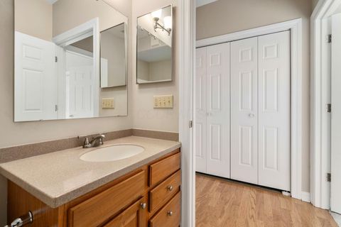 Tiny photo for 1744 Ridgecliff Road 12 #12, Columbus, OH 43221 (MLS # 226002576)