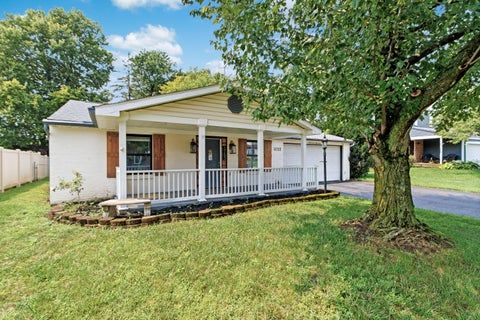 Photo of 3753 Big Walnut Drive, Groveport, OH 43125 (MLS # 226030660)