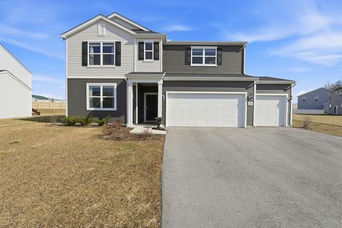 Photo of 1202 Lake Forest Drive, Hebron, OH 43025 (MLS # 226006109)