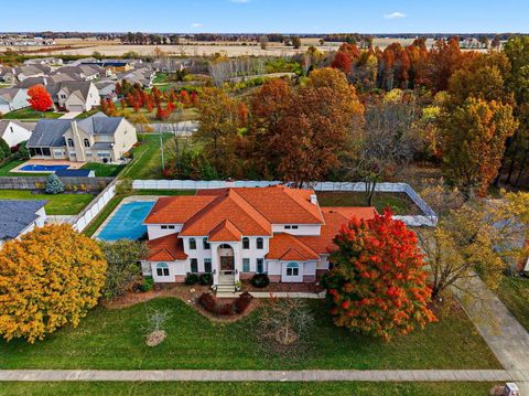 Photo of 736 Eton Street, Marion, OH 43302 (MLS # 225041960)