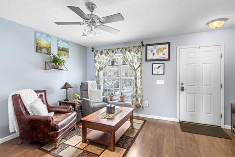 Tiny photo for 5341 Mystic Falls Drive 58 #58, Dublin, OH 43016 (MLS # 225044733)