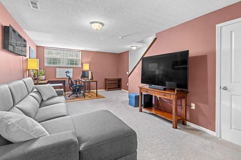 Tiny photo for 5341 Mystic Falls Drive 58 #58, Dublin, OH 43016 (MLS # 225044733)