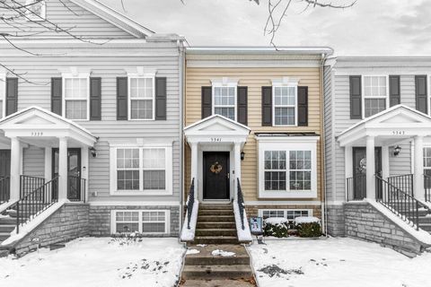 Tiny photo for 5341 Mystic Falls Drive 58 #58, Dublin, OH 43016 (MLS # 225044733)