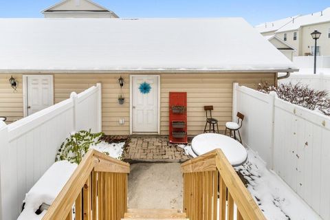 Tiny photo for 5341 Mystic Falls Drive 58 #58, Dublin, OH 43016 (MLS # 225044733)