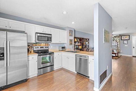 Tiny photo for 5341 Mystic Falls Drive 58 #58, Dublin, OH 43016 (MLS # 225044733)