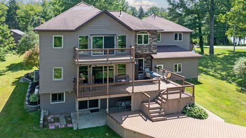 Tiny photo for 945 Pike Drive, Mansfield, OH 44903 (MLS # 226024899)
