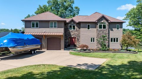 Tiny photo for 945 Pike Drive, Mansfield, OH 44903 (MLS # 226024899)