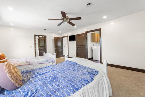 Tiny photo for 945 Pike Drive, Mansfield, OH 44903 (MLS # 226024899)