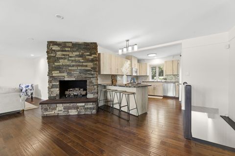 Tiny photo for 945 Pike Drive, Mansfield, OH 44903 (MLS # 226024899)