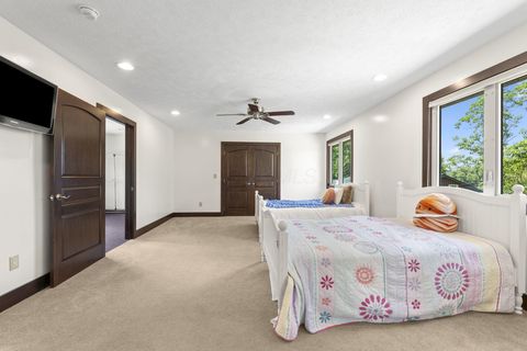 Tiny photo for 945 Pike Drive, Mansfield, OH 44903 (MLS # 226024899)