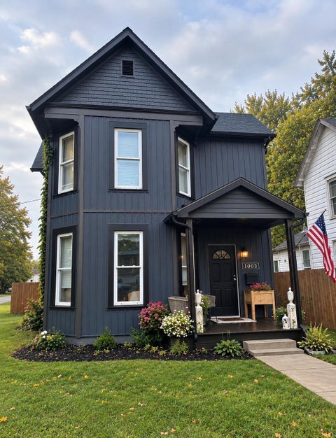 Photo of 1003 Lakeview Avenue, Washington Court House, OH 43160 (MLS # 226033954)
