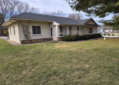 Photo of 4423 Jackson Pike, Grove City, OH 43123 (MLS # 226005775)