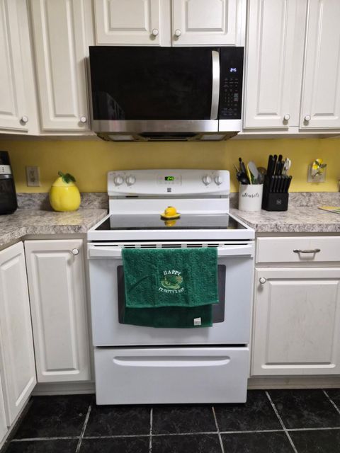 Tiny photo for 4423 Jackson Pike, Grove City, OH 43123 (MLS # 226005775)